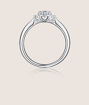 婚約指輪の種類を素材・フォルム・セッティング別にご紹介!